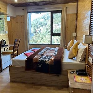 Hotel Ma Heights